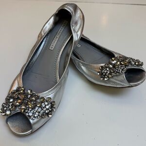 Vera wang Lavender Silver Peep-Toe Ballet Flats crystal Mounts sz 7 VGC
